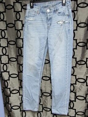 American Eagle Size 0 Tomgirl Distressed Women's Jeans